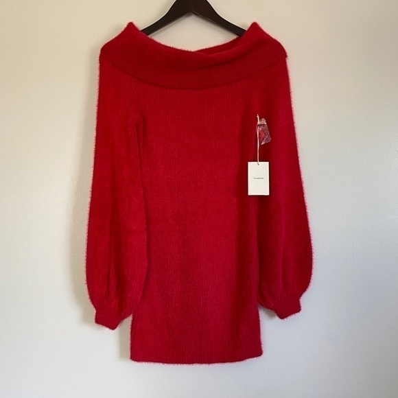 NWT TULAROSA Gramercy Fuzzy Off Shoulder Dress - Picture 4 of 10